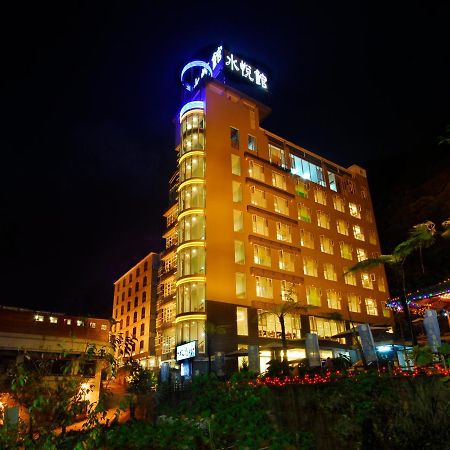 Crystal Hotel Ренай Экстерьер фото