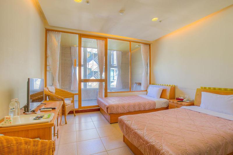 Crystal Hotel Ренай Экстерьер фото