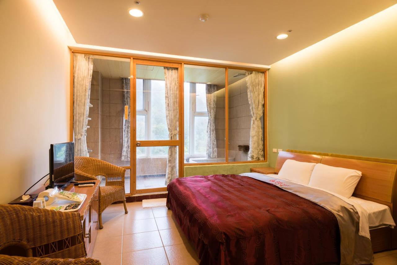 Crystal Hotel Ренай Экстерьер фото