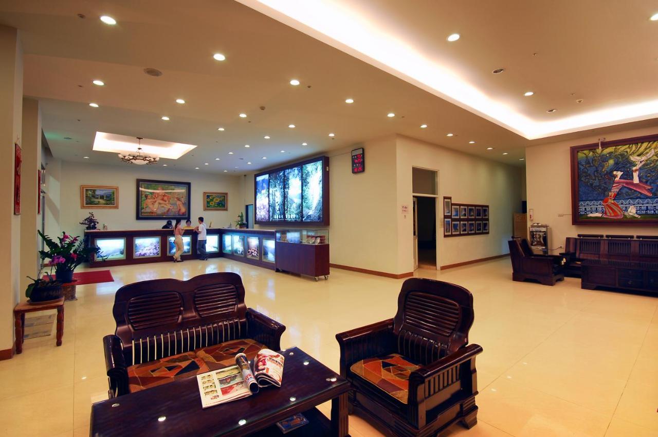 Crystal Hotel Ренай Экстерьер фото
