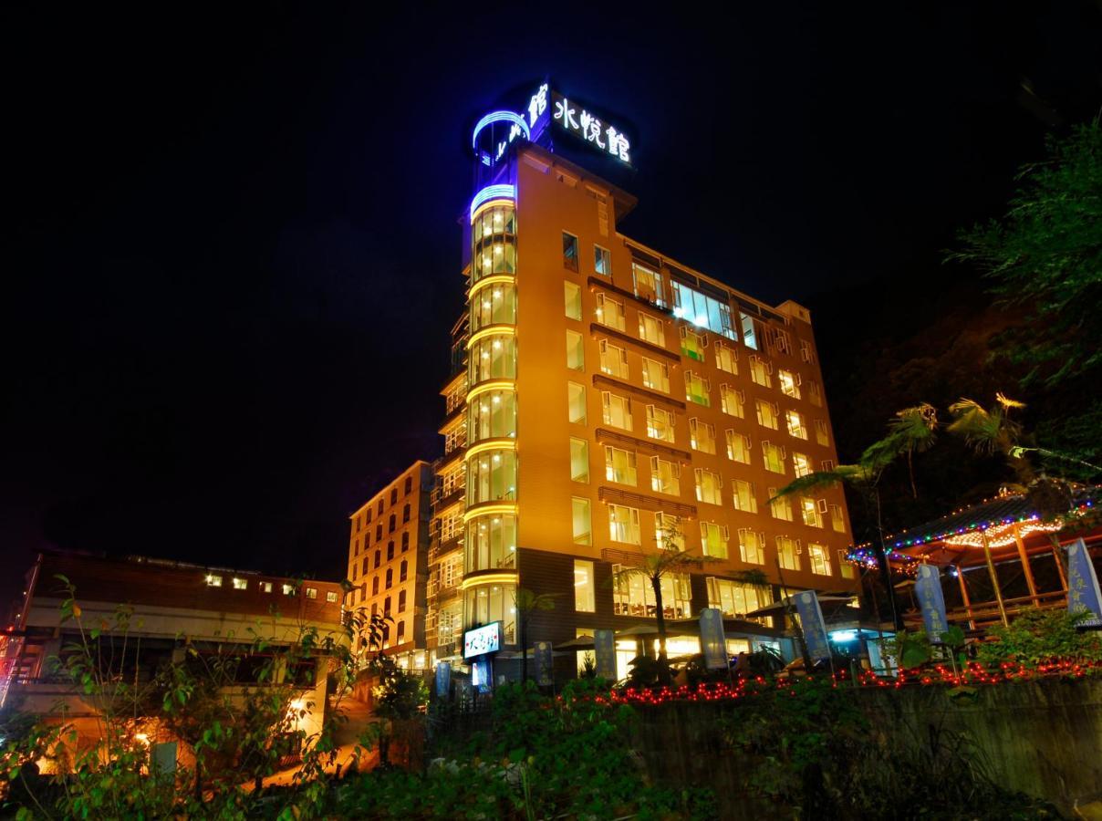 Crystal Hotel Ренай Экстерьер фото