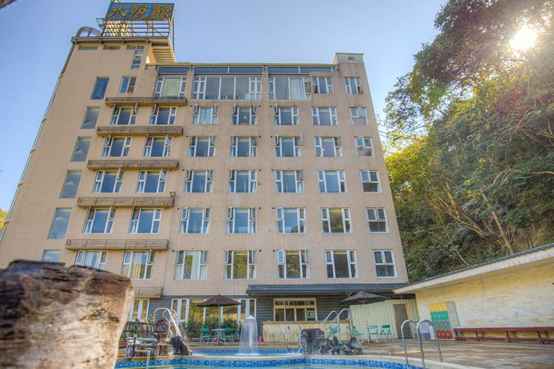 Crystal Hotel Ренай Экстерьер фото