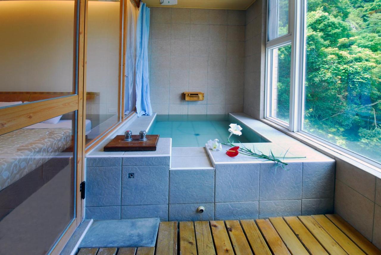 Crystal Hotel Ренай Экстерьер фото